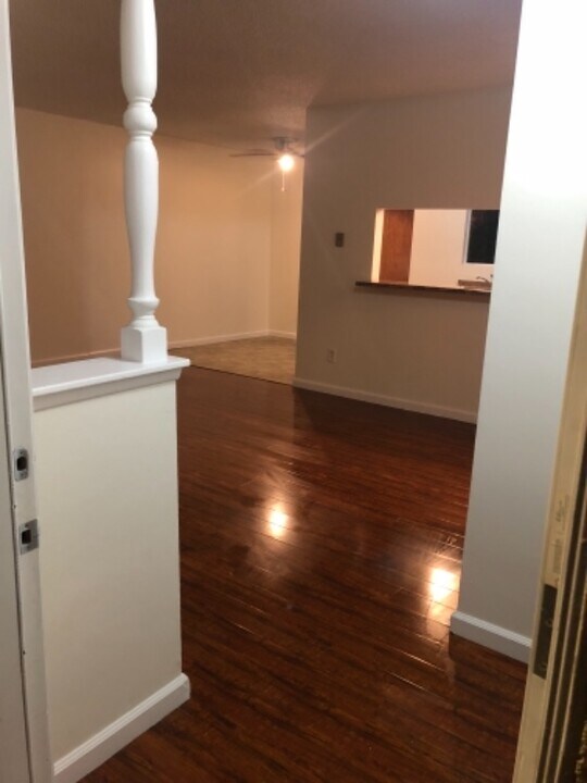8659 Chestnut Ave in South Gate, CA - Building Photo