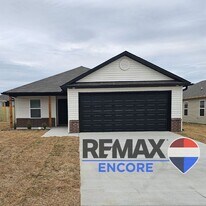 90 N Madison St in Cabot, AR - Building Photo