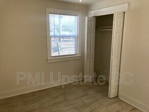 201 Chandler Dr in Gaffney, SC - Building Photo - Building Photo