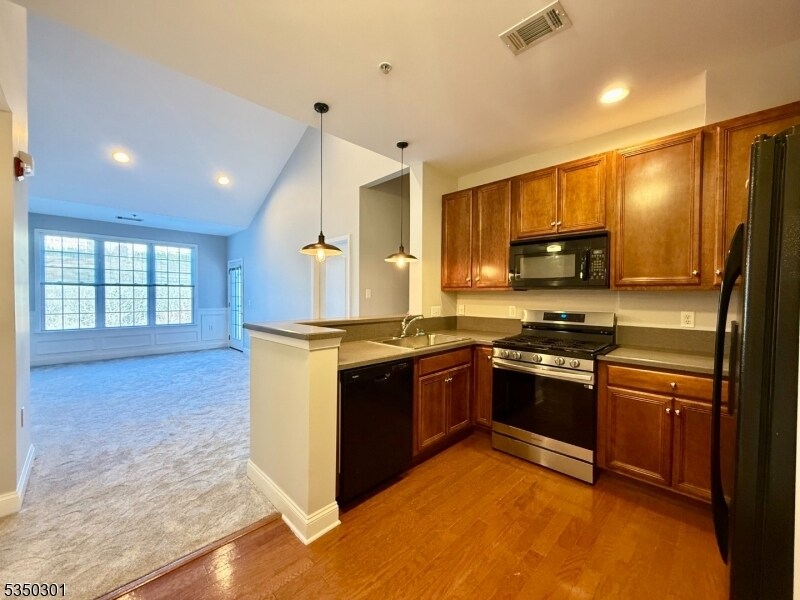 8411 Sanctuary Boulevard in Riverdale, NJ - Building Photo
