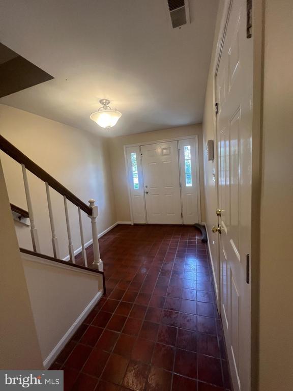 8008 Broken Reed Ct in Frederick, MD - Building Photo - Building Photo