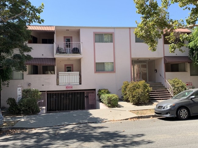 1009 N Hayworth Ave, Unit 1
