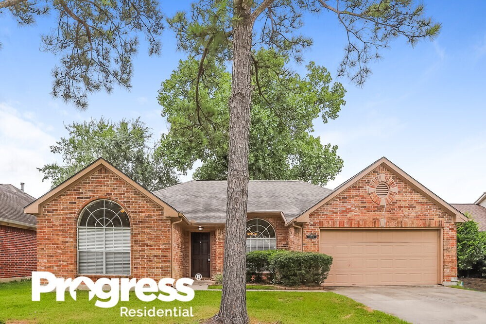 1113 Glenbay Ct in La Porte, TX - Building Photo