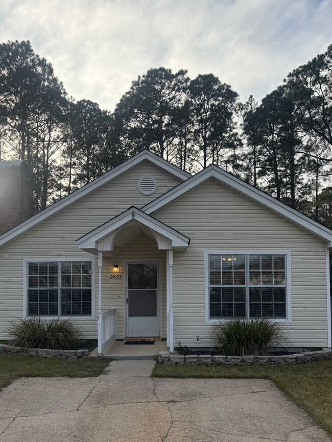 2822 Old Carriage Ln in Fort Walton Beach, FL - Building Photo - Building Photo