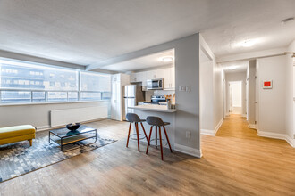 Ville Marie in Toronto, ON - Building Photo - Interior Photo