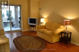 830 Scollard Ct in Mississauga, ON - Building Photo - Building Photo