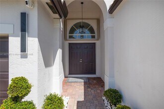 649 SW 168th Way in Pembroke Pines, FL - Building Photo - Building Photo