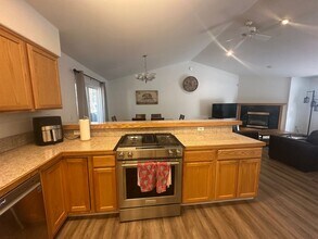 1547 Black Bart Ave in South Lake Tahoe, CA - Building Photo - Building Photo