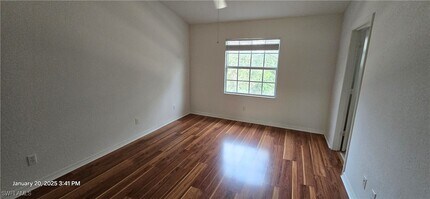 8541 Athena Ct in Lehigh Acres, FL - Building Photo - Building Photo