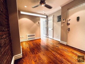 AMAZING ONE BEDROOM APARTMENT!! AMAZING DE in New York, NY - Foto de edificio - Building Photo