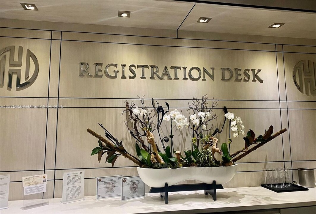 185 SE 14th Terrace in Miami, FL - Building Photo