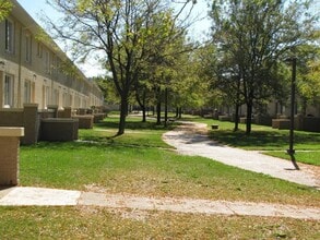 128 S Edith St in Pontiac, MI - Building Photo - Building Photo