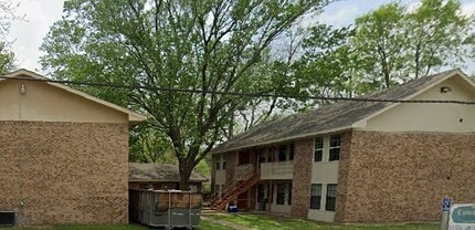 812 E Palestine St in Mexia, TX - Building Photo - Building Photo