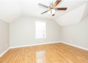 1005 Bolton Dr in Smyrna, TN - Foto de edificio - Building Photo