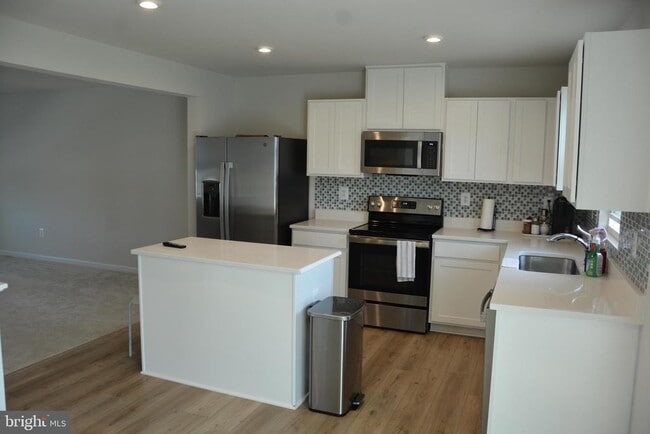 property at 14 Tadpole Landing Rd
