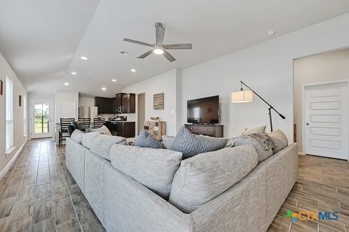 155 Lyndon Dr in San Marcos, TX - Building Photo - Building Photo