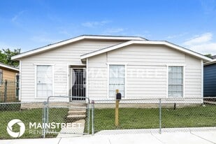 9921 Cedar Mountain Cir in Dallas, TX - Building Photo