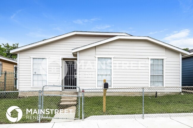 property at 9921 Cedar Mountain Cir