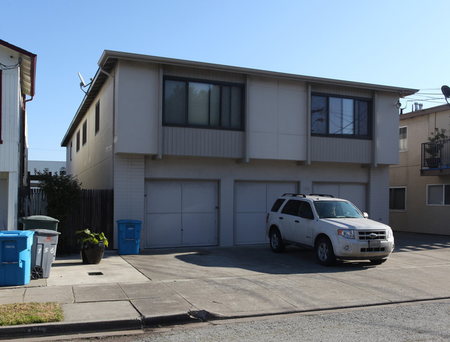 752 Masson Ave in San Bruno, CA - Building Photo - Building Photo