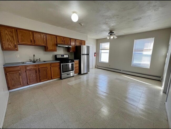 1 Winter St in Lincoln, RI - Building Photo - Building Photo