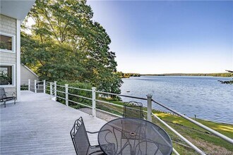 166 Old Colchester Rd in Salem, CT - Building Photo - Building Photo