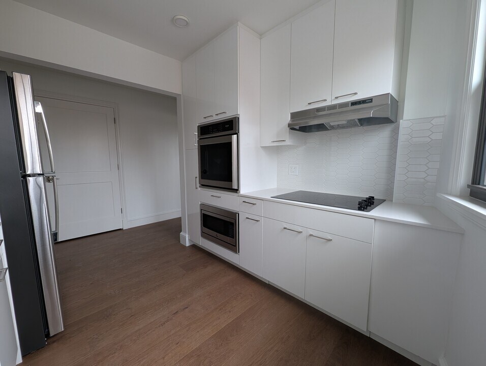 19 Arrow St, Unit 5-9 in Cambridge, MA - Building Photo
