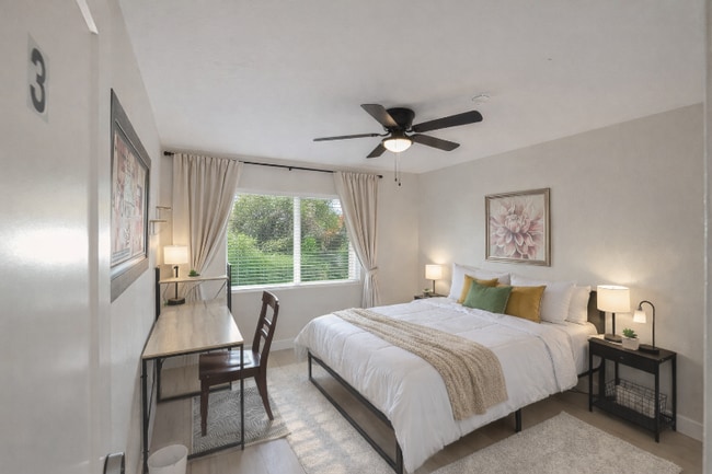 5827 W Vista Ave in Glendale, AZ - Building Photo - Building Photo