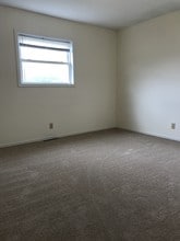 733 Rockwell Ave in Findlay, OH - Building Photo - Building Photo