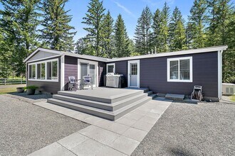 28321 305th Ave SE in Ravensdale, WA - Building Photo - Building Photo