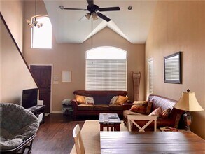 1707 Boardwalk Ct in College Station, TX - Building Photo - Building Photo