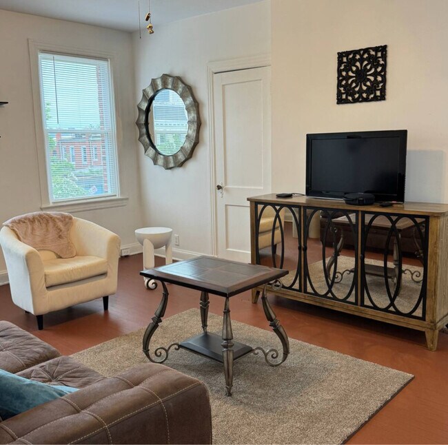 441 Manor Pl NW in Washington, DC - Foto de edificio - Building Photo