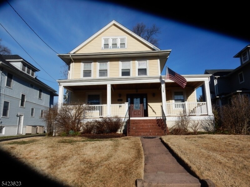 418 Washington St in Westfield, NJ - Building Photo