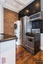 72 W 108th St in New York, NY - Building Photo
