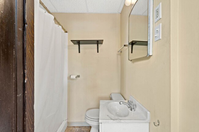 133 Glenmore Ave in Pittsburgh, PA - Building Photo - Building Photo