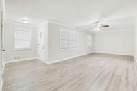 3640 Oregon Trail photo'