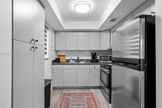 5920 NE 2nd Terrace in Fort Lauderdale, FL - Building Photo - Building Photo