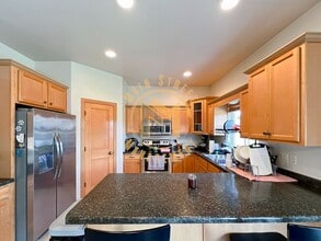 2656 Cormier Rd in Green Bay, WI - Building Photo - Building Photo