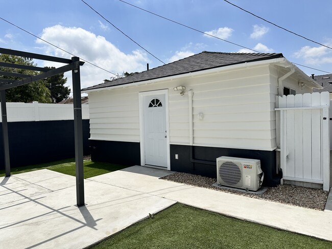 property at 724 Geneva St