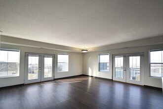 Grande Market Place in Burnsville, MN - Foto de edificio - Building Photo