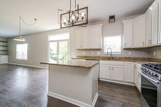 165 Butternut Pass in Commercial Point, OH - Building Photo - Building Photo