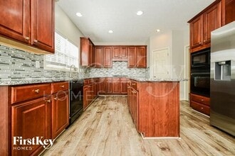 50 S Links Dr in Covington, GA - Building Photo - Building Photo