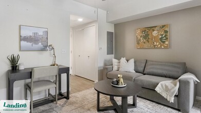 1811 E Apache Blvd in Tempe, AZ - Building Photo - Building Photo