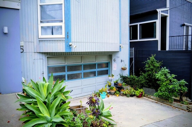 property at 728 Vermont St