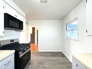 5172 Wroxton Dr in Riverside, CA - Building Photo - Building Photo