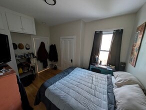 578 Main St, Unit Apt. 2 in Medford, MA - Building Photo - Building Photo