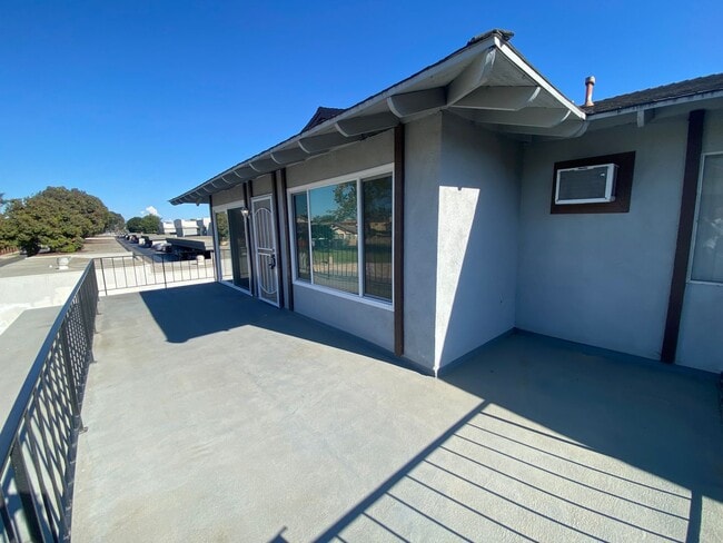 17386 San Luis St in Fountain Valley, CA - Building Photo - Building Photo