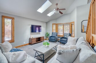 61497 Orion Dr in Bend, OR - Building Photo - Building Photo