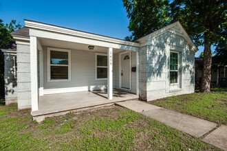 1419 S Marsalis Ave in Dallas, TX - Building Photo - Building Photo