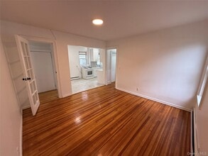 134 Crescent Pl in Yonkers, NY - Building Photo - Building Photo