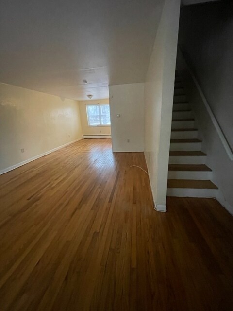 20 Howard St, Unit 17A in East Hartford, CT - Building Photo